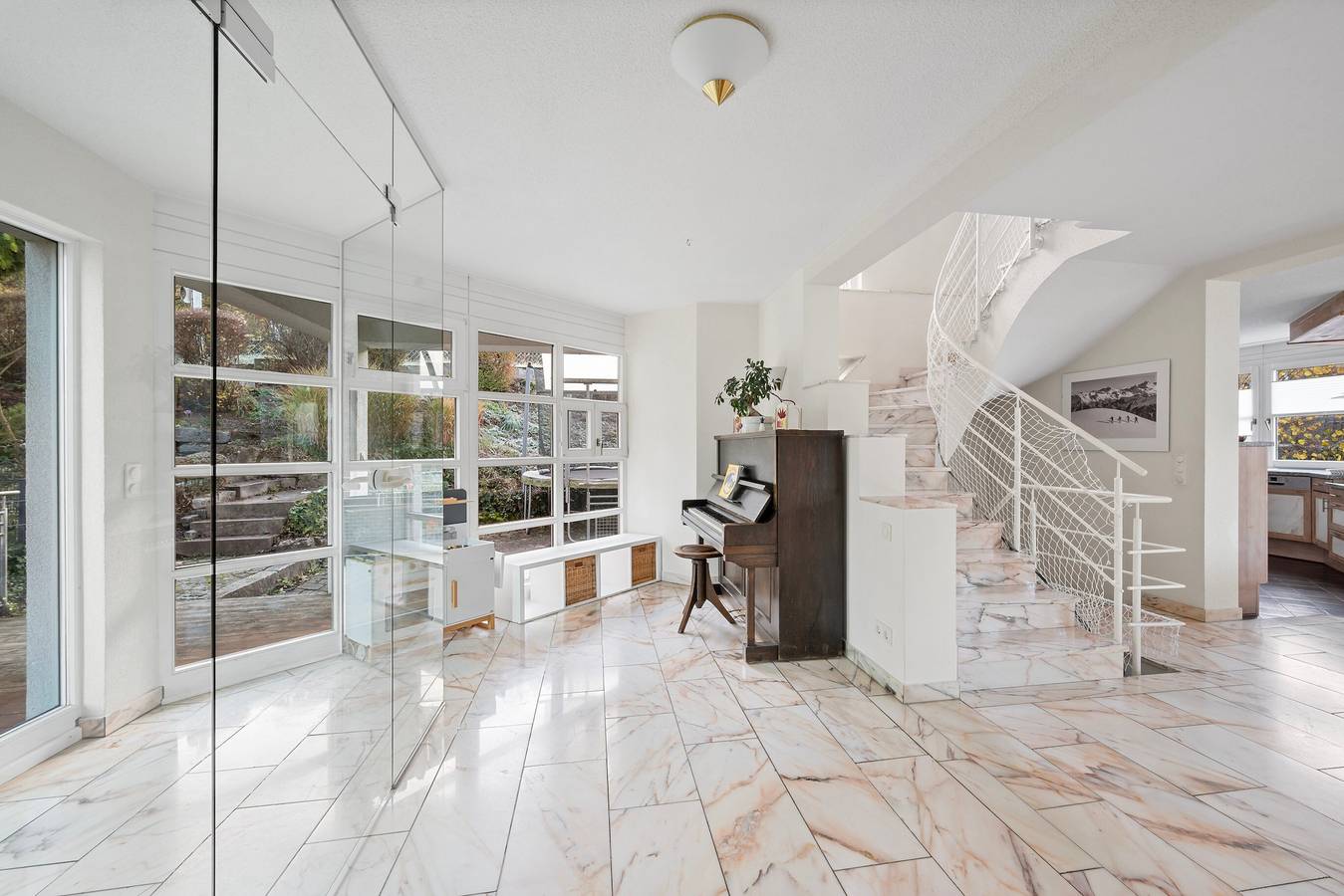 Großzügige Villa 'Encanto' mit 4 Sz, Terasse, Wintergarten und vielen Aktivitäten in Albstadt, Neckar-Alb