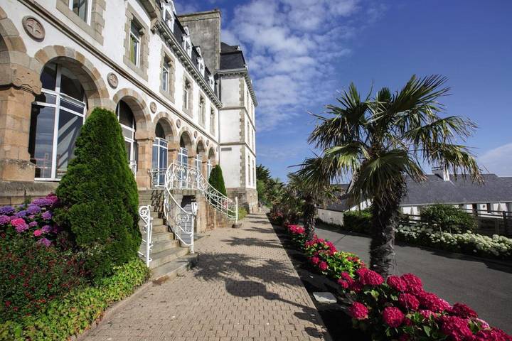 Hôtel pour 4 personnes, avec terrasse