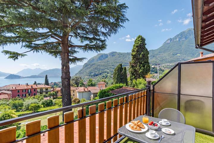 Ferienwohnung für 4 Personen, mit Terrasse und Kinderpool sowie Seeblick in Gemeinde Menaggio
