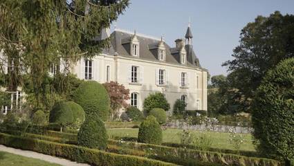 Cottage pour 12 personnes, avec vue ainsi que piscine et jardin à La Ferté-Bernard