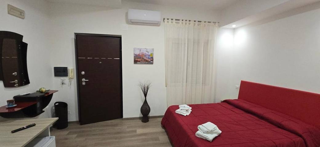 Gîte pour 2 personnes, avec terrasse à Scalea - 2