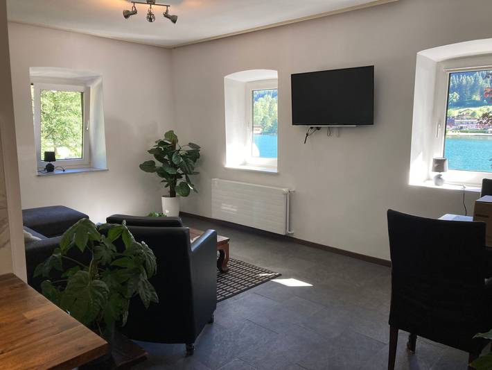 Ferienwohnung für 5 Personen, mit Terrasse und Garten sowie Ausblick und Seeblick in Feld am See