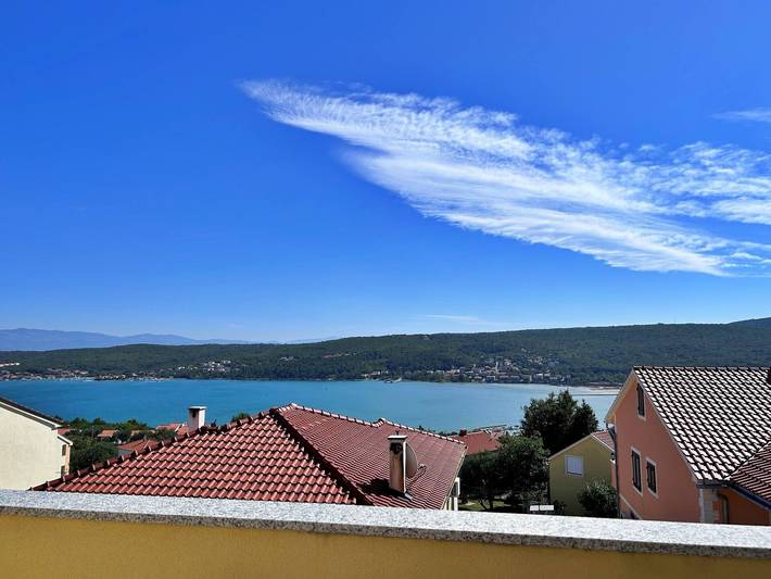 Vakantiewoning voor 5 personen, met balkon/terras op Krk