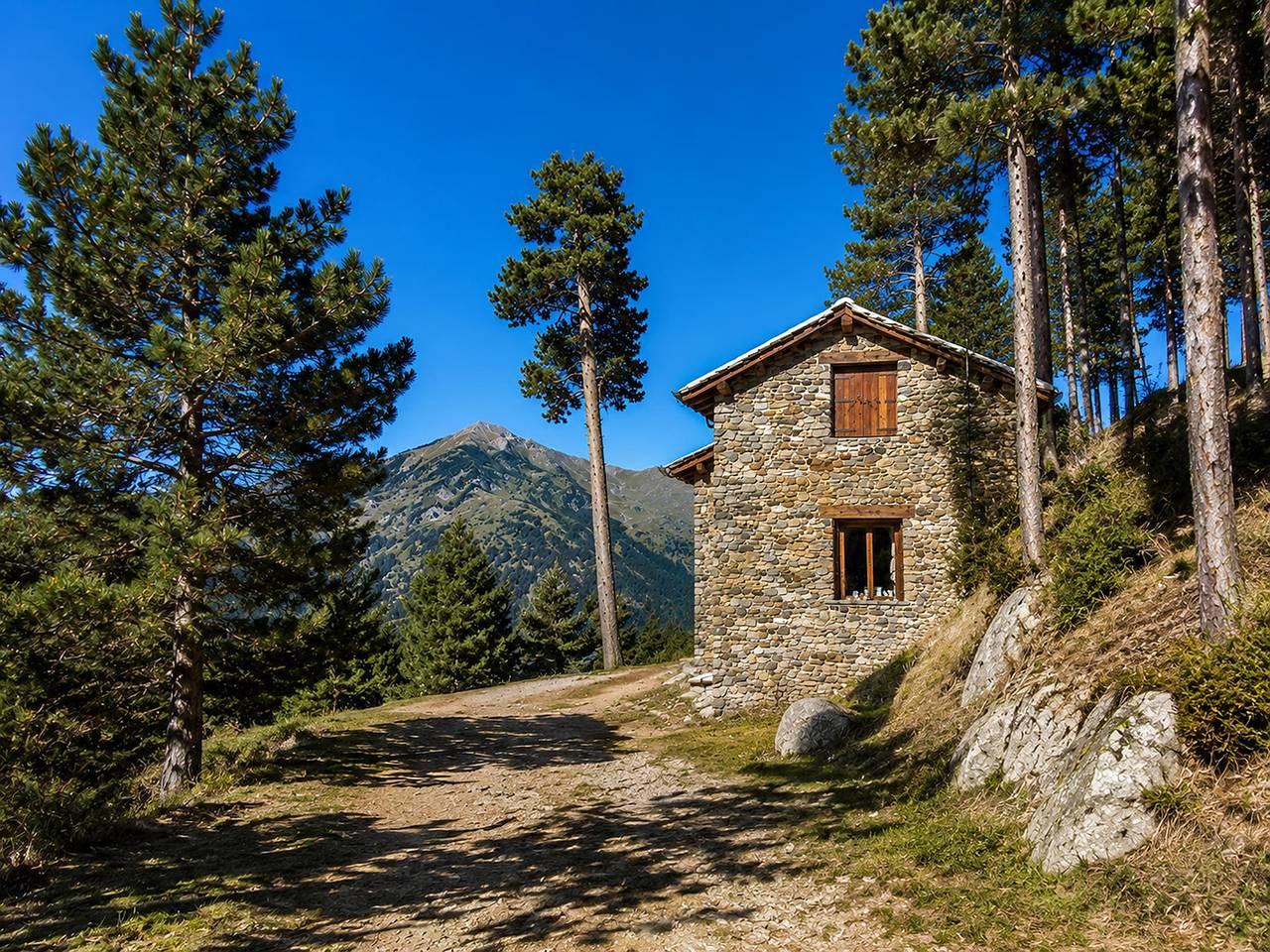 Casa La Pica with access to the garden in Àreu, Alins