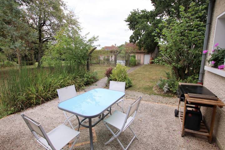 Gîte pour 4 personnes, avec Terrasse ainsi que Jardin et Piscine dans Béarn - 4