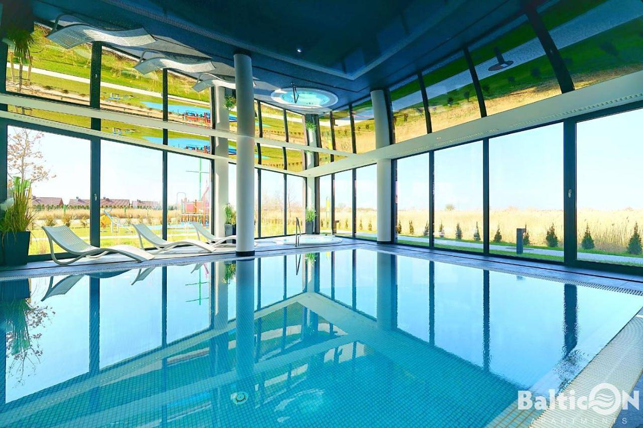 Apartamenty Balticon Westin House -luksusowy 70m2 , basen pool, sauna, parking inklusive in Kołobrzeg, Baltic Sea Pomerania