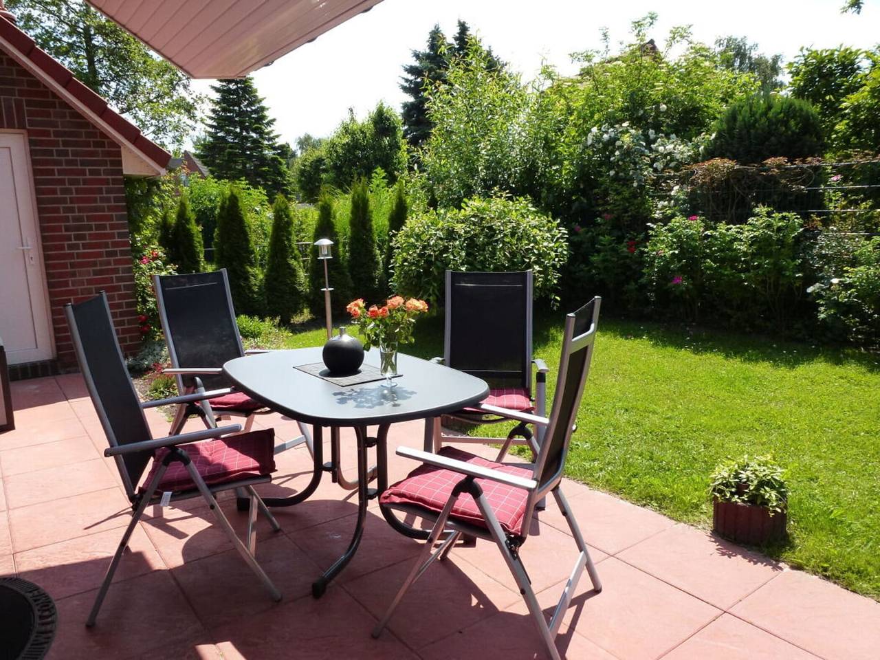 "Greetsieler Deich" in Greetsiel, Krummhörn