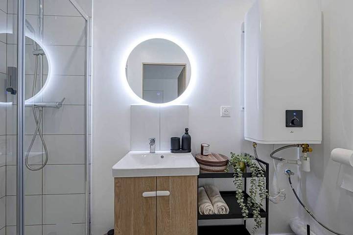 Ganze Wohnung, Les Maisons Acajou / Charming T2 equipped with Spicy Nature in Châtellerault, Vienne