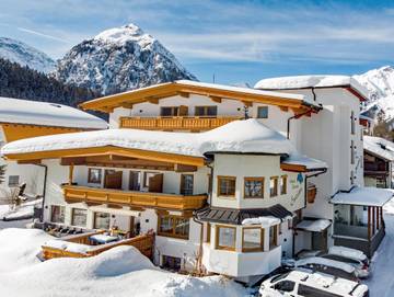 Hotel für 2 Personen, mit Balkon und Garten, mit Haustier in Eben am Achensee