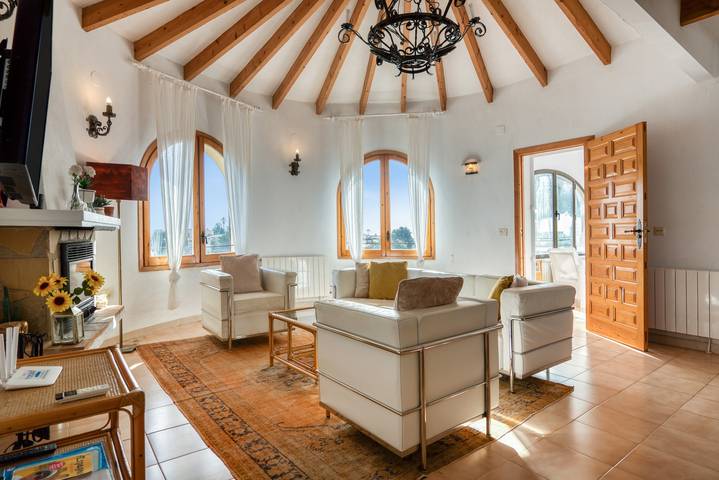 Villa 'Landhaus Mit Pool Und Espectacular' con Vistas al Mar, Wi-Fi y Aire Acondicionado in La Cumbre del Sol, Benitachell