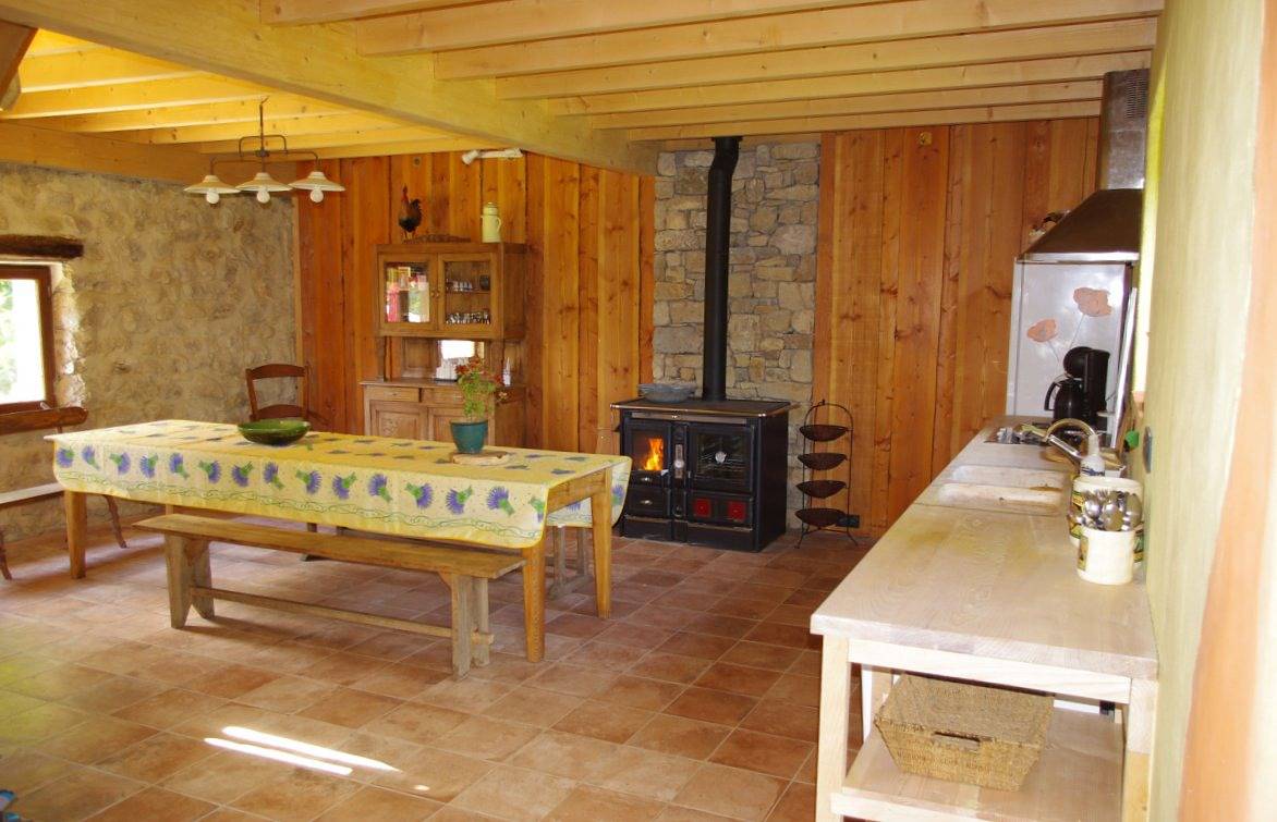 Ecogîte La Salamandre du Glesy in Saint-Bernard, Isère