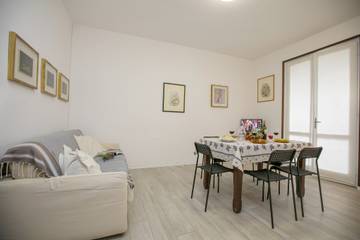 Ferienwohnung für 4 Personen in Desenzano del Garda, Gardasee-Berge, Bild 1