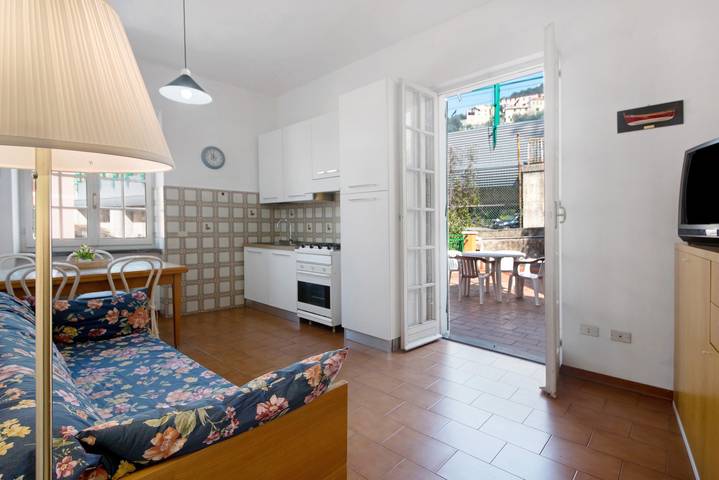 Appartamento intero, Appartamento "Via Colombo 12 Bilo" con terrazza in Bagni San Giorgio, Bonassola