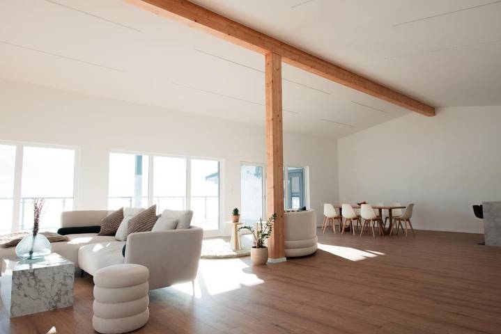 Ferienwohnung für 10 Personen, mit Balkon und Terrasse sowie Sauna und Ausblick in Burladingen