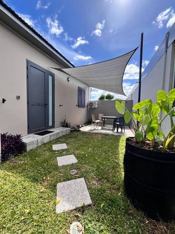 Gîte pour 2 personnes, avec jardin, adapté aux familles à Manapy les Bains