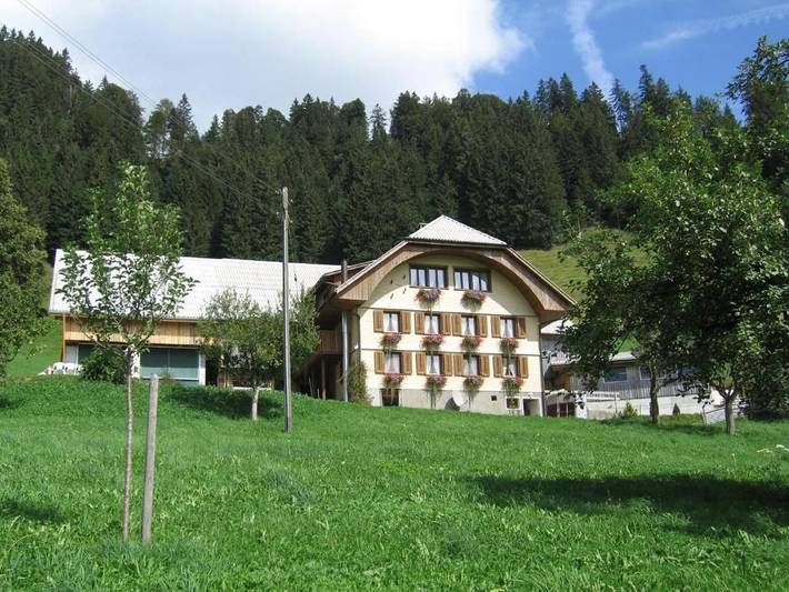 Appartement de vacances pour 5 personnes, avec Jardin