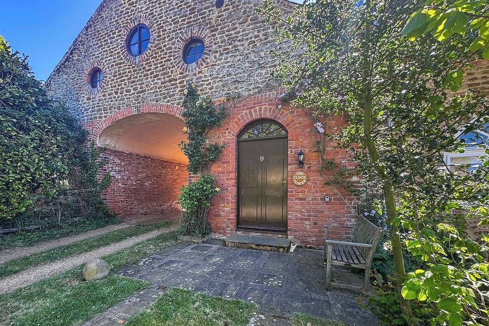 1 bedroom accommodation in Snettisham in Snettisham, Norfolk
