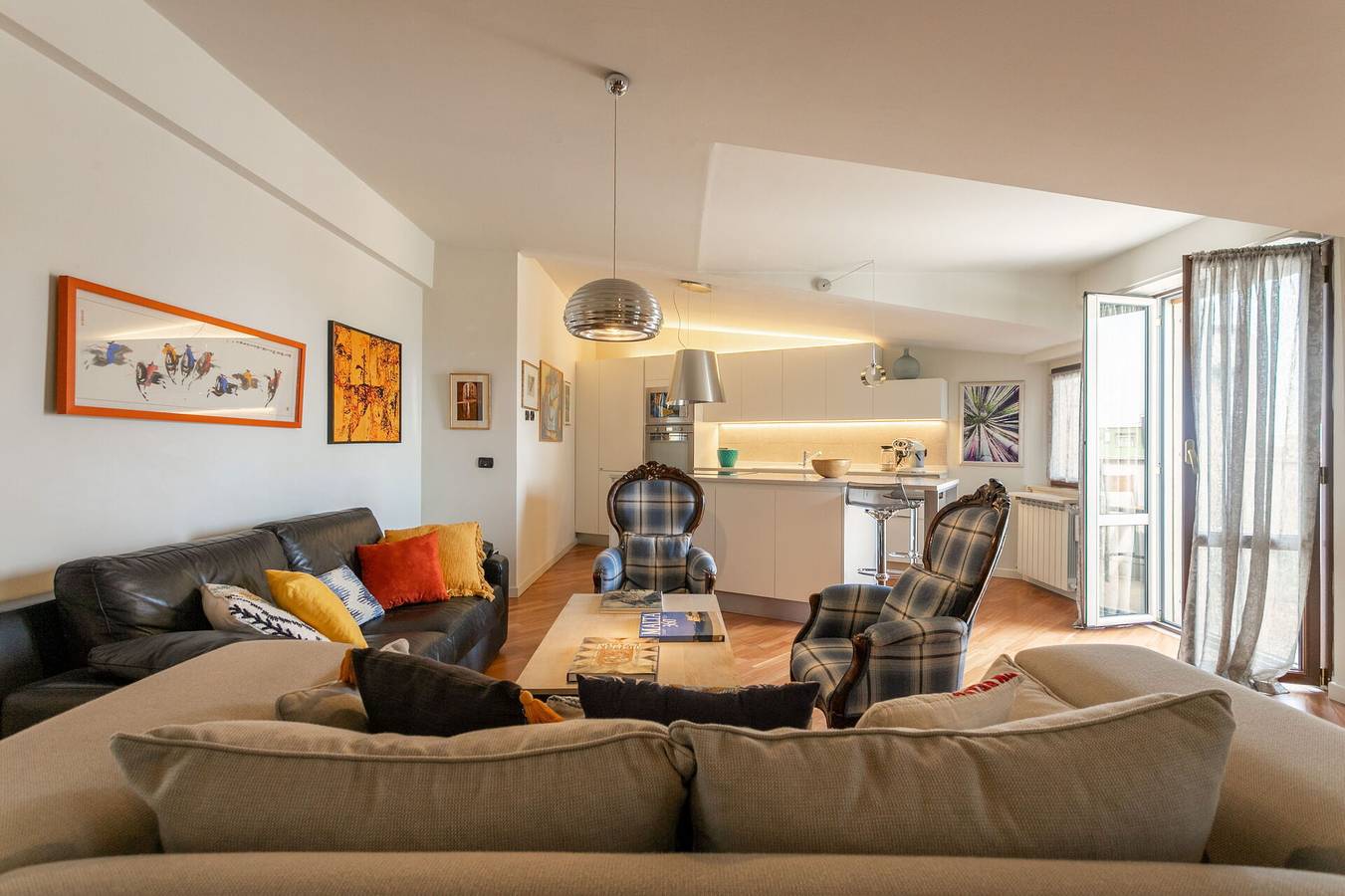 Hel leilighet, Ferrucci Luxury 3 Bedrooms in Milano, Provinsen Milano