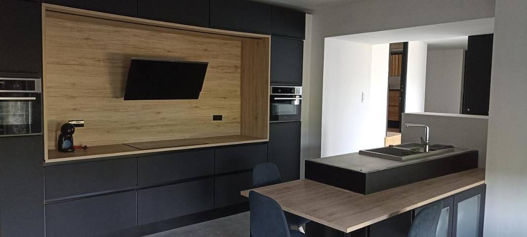 Location de vacances pour 6 personnes, avec Terrasse et Vue à Saint-Chély-d'Aubrac - 3