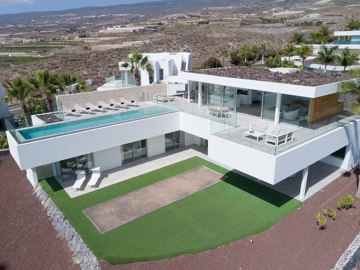 Ferienhaus für 8 Personen, mit Garten und Pool sowie Meerblick auf den Kanaren