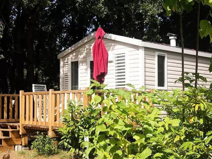 Mobil home pour 2 personnes, avec bassin pour enfant à Saint-Sornin - 2