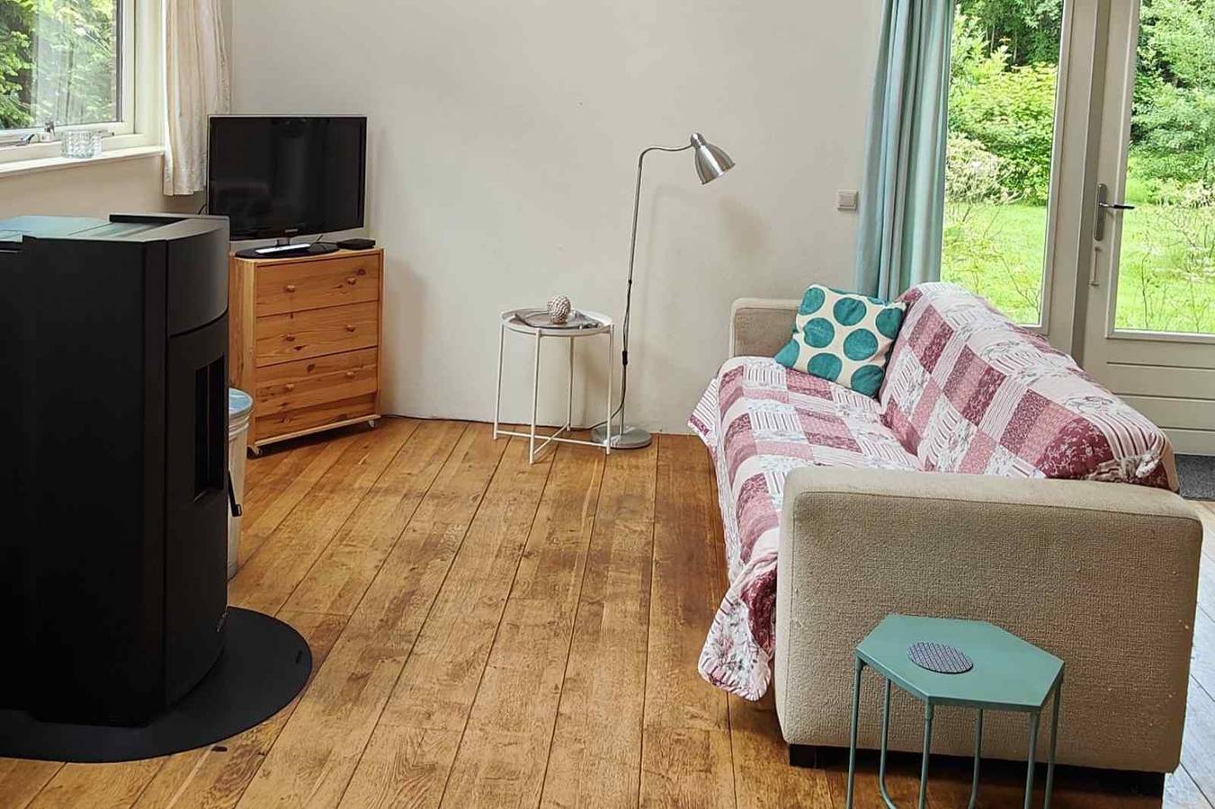 Charakteristisches Ferienhaus für 2 Personen mit Pellet-Ofen in Dwingeloo, Drenthe. in Nationalpark Dwingelderveld