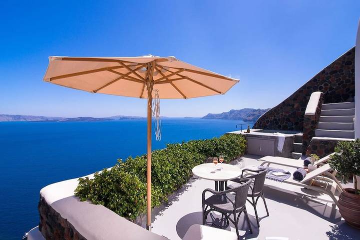 Villa für 2 Personen, mit Pool und Balkon in Oia