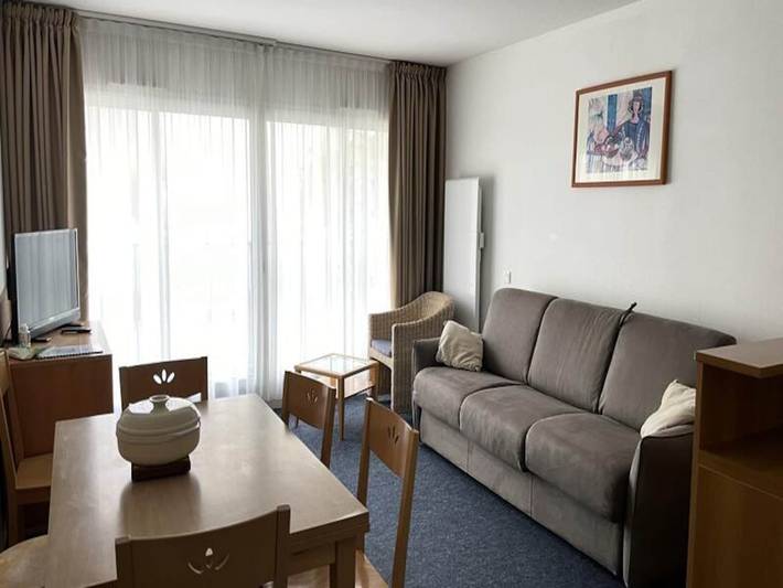 Chalet pour 6 personnes, avec piscine, adapté aux familles dans Gourette - 3