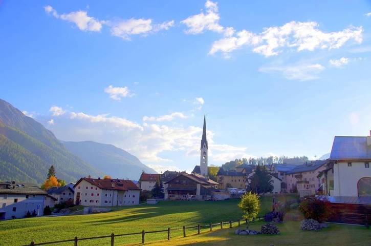 Ferienwohnung für 5 Personen, mit Garten in Zuoz