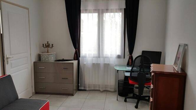 Location de vacances pour 7 personnes, avec terrasse à Lisses - 4