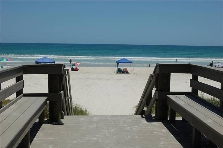 Vacation rental for 5 people, with balcony in Ponce Inlet