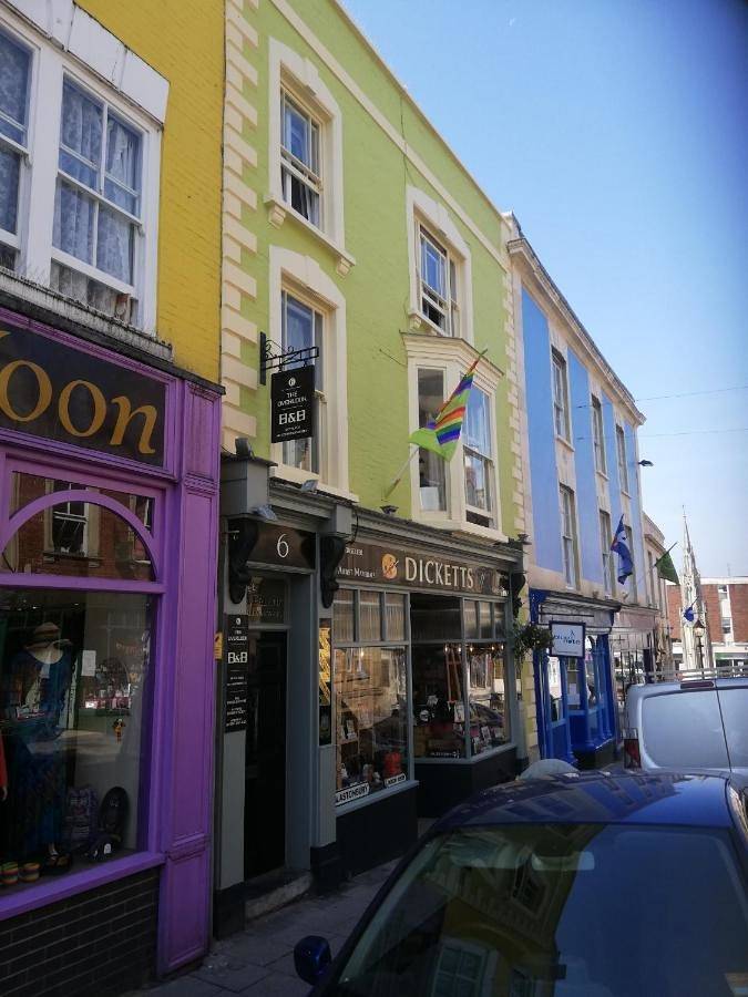 The Overlook Bed and Breakfast in Glastonbury, Somerset