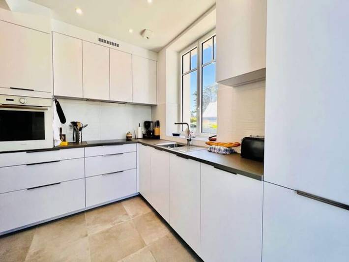 Gîte pour 14 personnes, avec jardin, adapté aux familles dans Plage de Keraude - 3