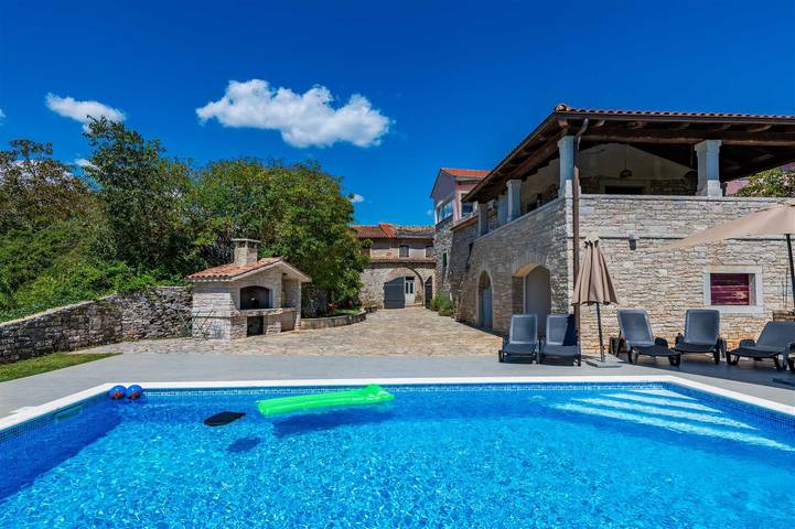 Ferienwohnung für 11 Personen, mit Balkon und Terrasse sowie Garten und Pool in Istrien - 3