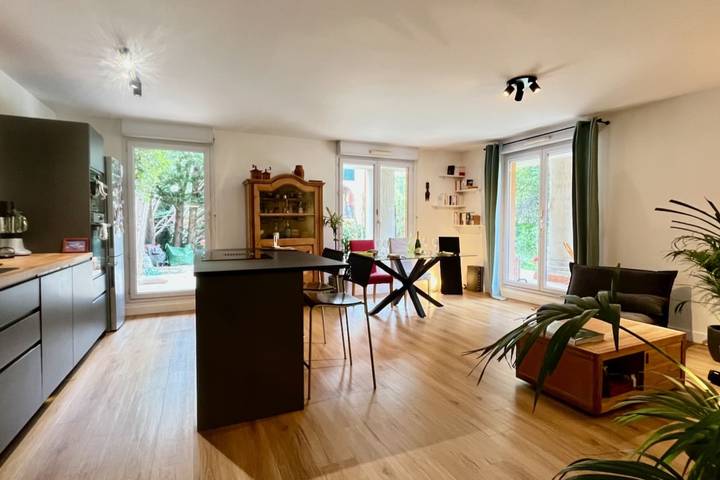 Apartment for 4 people, with garden, child-friendly in Aix-en-Provence