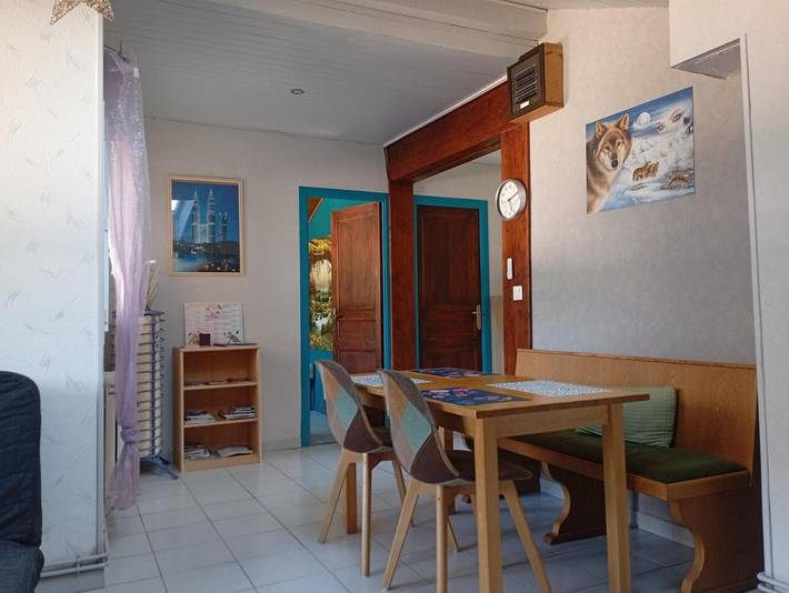 Location de vacances pour 4 personnes, avec vue ainsi que jardin et balcon, animaux acceptés dans Office De Tourisme Challes Les Eaux - 2