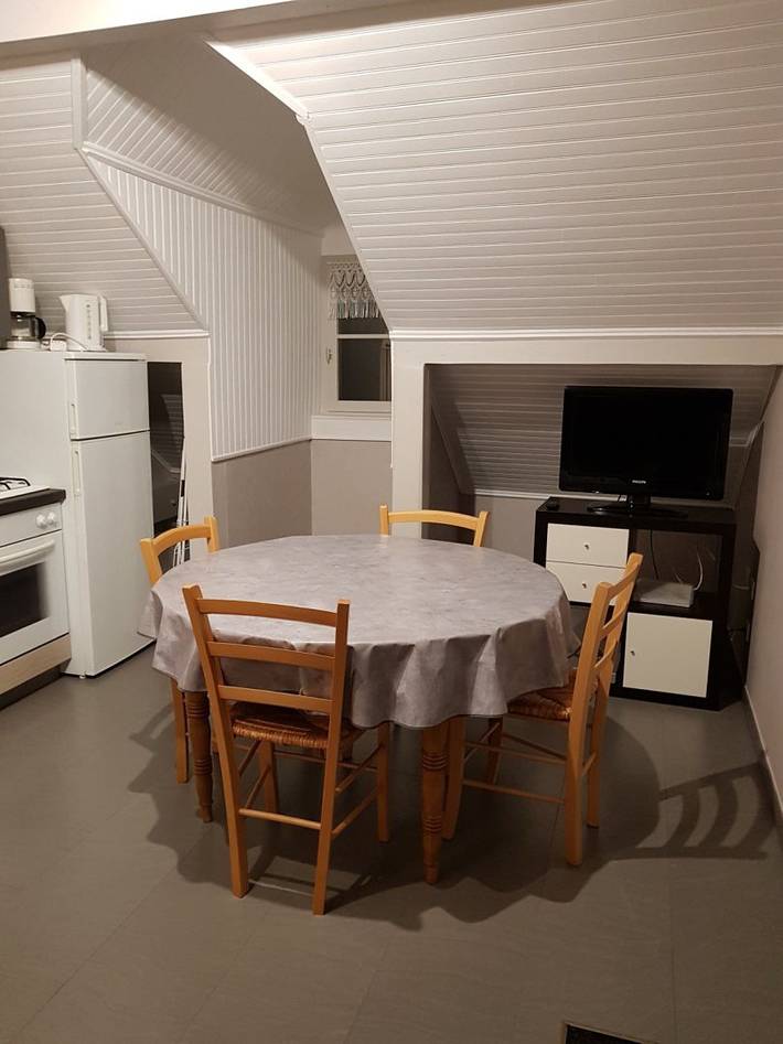 Gîte pour 4 personnes, avec balcon et jardin dans Lac de Saint-Point - 3