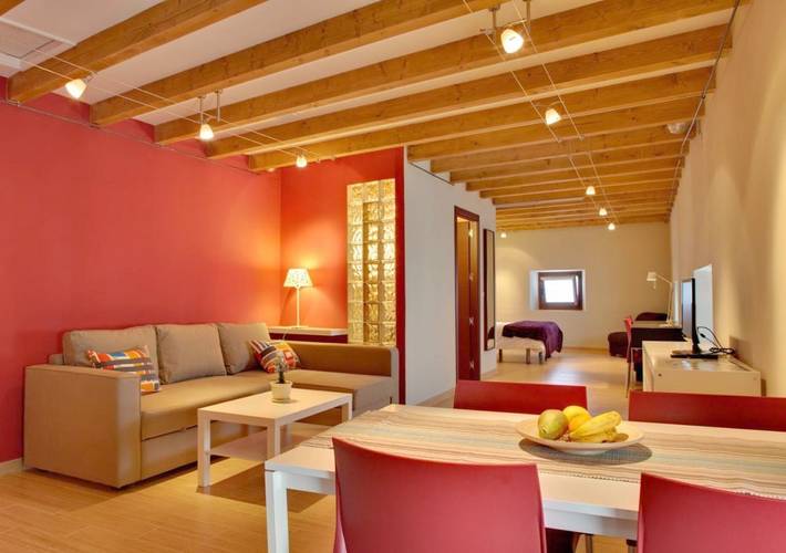 Apartamento de vacaciones para 12 personas, con piscina y jardín en Parque Nacional de Monfragüe - 4