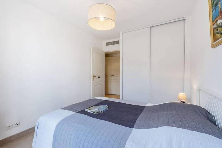 Gîte pour 4 personnes, avec balcon dans Casino De Cavalaire - 3