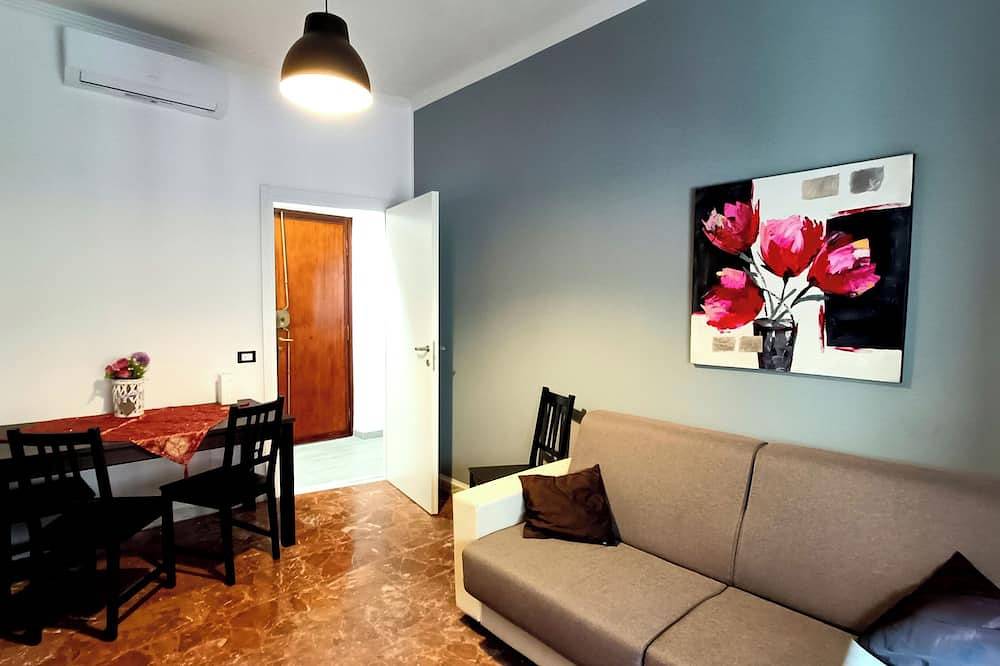 Entire apartment, Cozy apartment Bracciano center, very close to the train station in Bracciano, Lake Bracciano