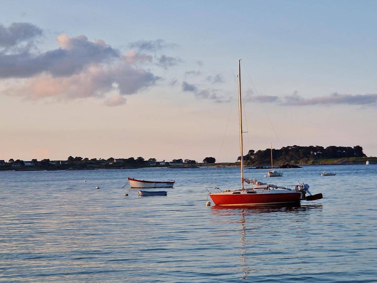 Entre Terre et Mer in Plougoulm, Ceinture Dorée