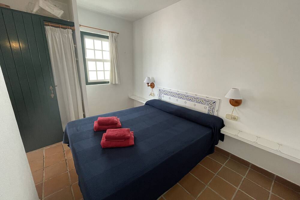 Apartamento entero, Bonito apartamento en primera línea de mar in Fornells, Es Mercadal