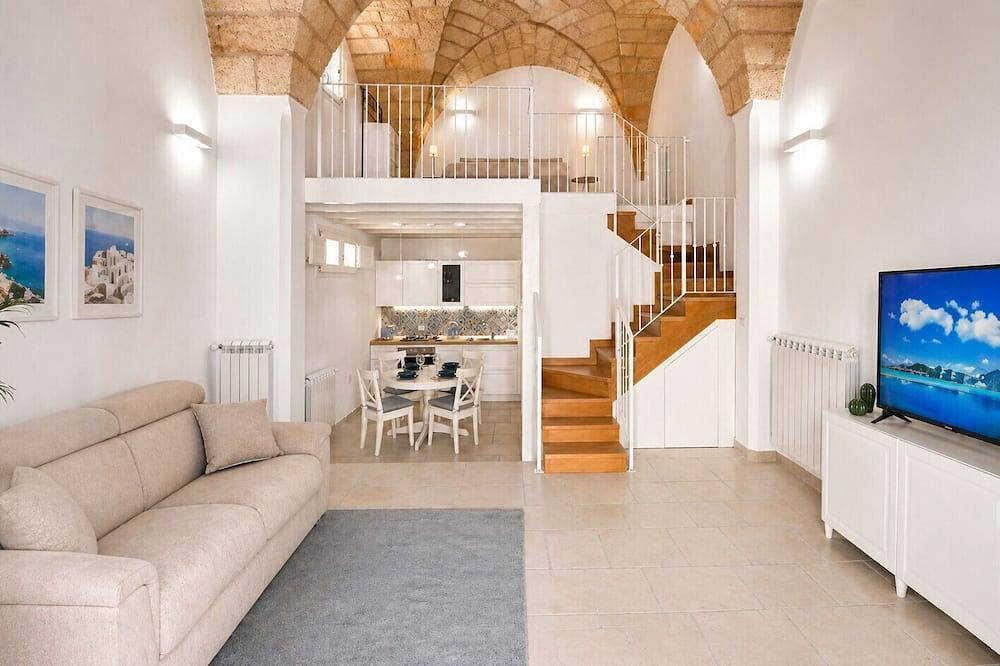 Corte Nizza - Centro histórico, Wifi, aire acondicionado, 4 plazas in Taviano, Golfo de Tarento
