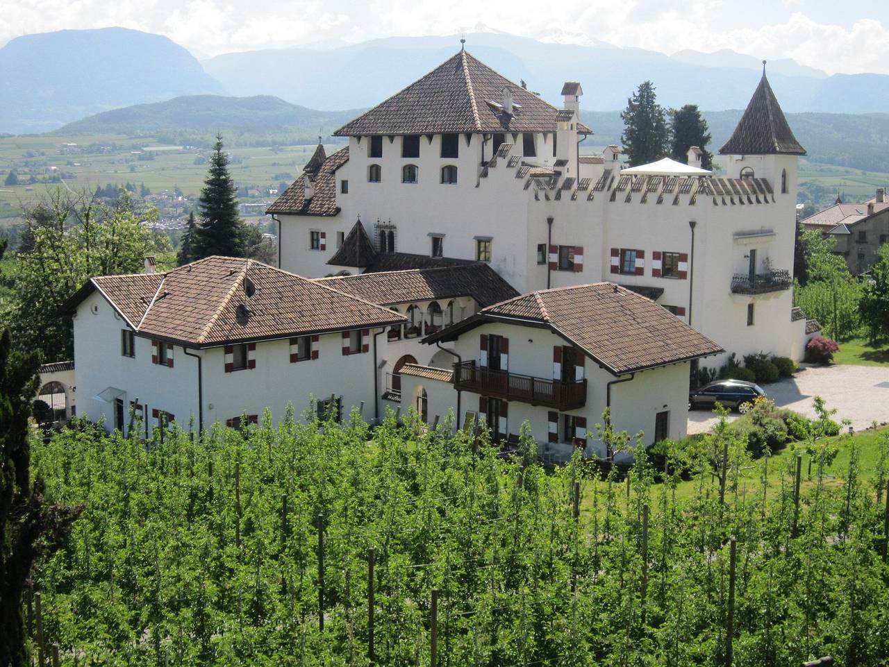 Ganze Ferienwohnung, Residence Schloss Paschbach - Appartment in St. Michael, Eppan an der Weinstraße