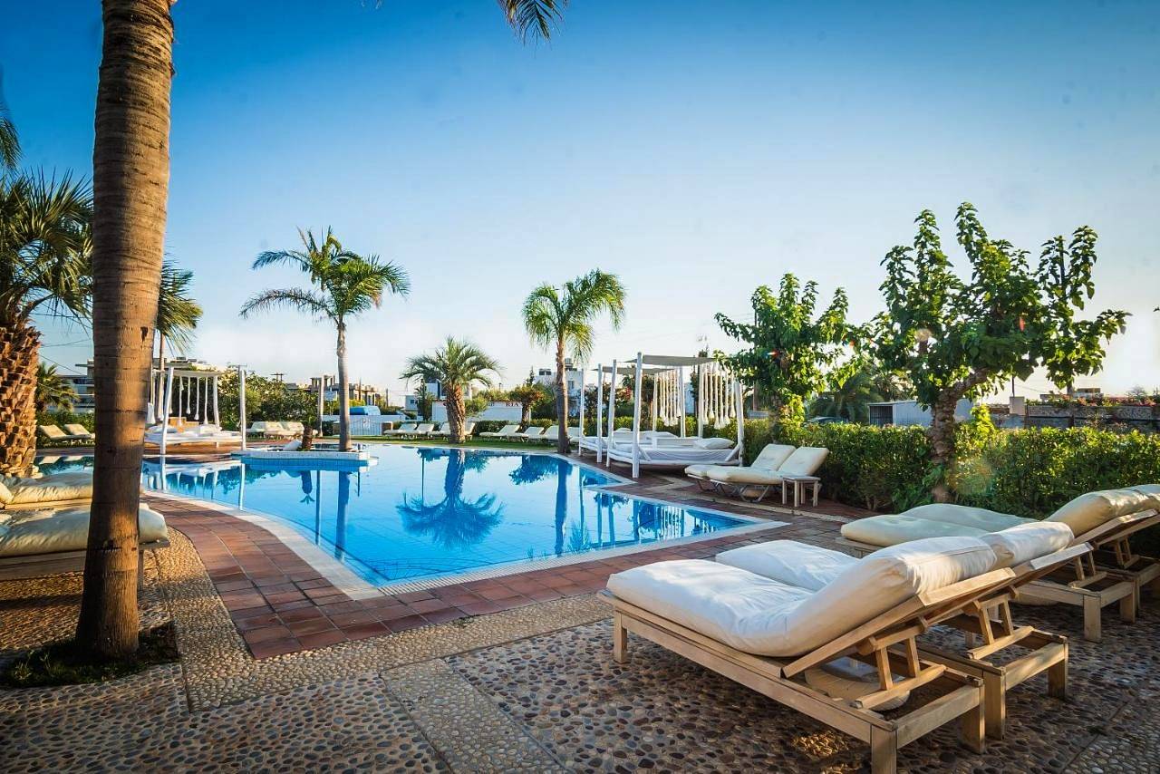 Parthenis Hotel & Suites in Malia, Iraklio-Heraklion en omgeving