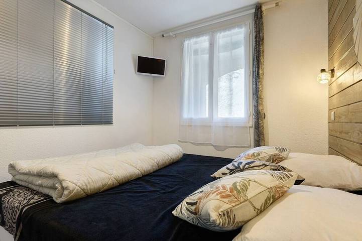 Gîte pour 4 personnes, avec jardin ainsi que piscine et balcon à Bielle (Pyrénées-Atlantiques) - 3