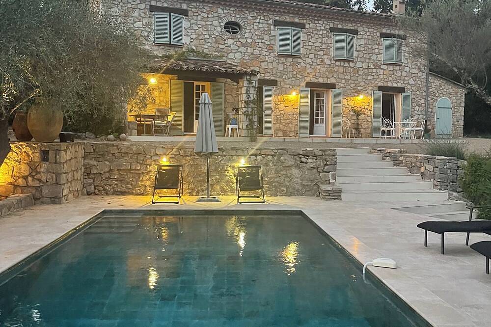Family Bastide With Heated Private Pool Provence in Draguignan, Draguignan regionen