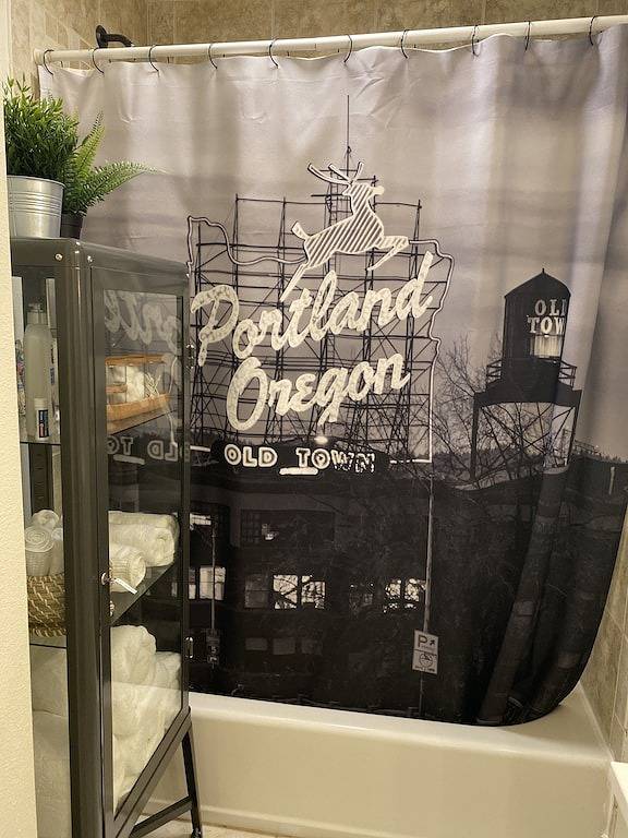 Ganze Wohnung, Peaceful+Cozy Studioapt-Steps to Central Sellwood in Sellwood, Portland