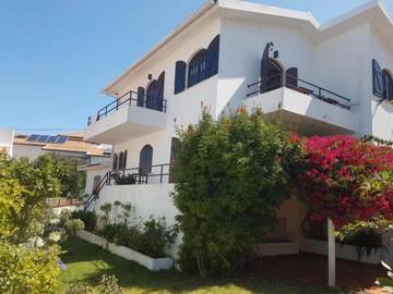 Casa rural para 11 personas, con balcón además de jardín y vistas en Nazaré