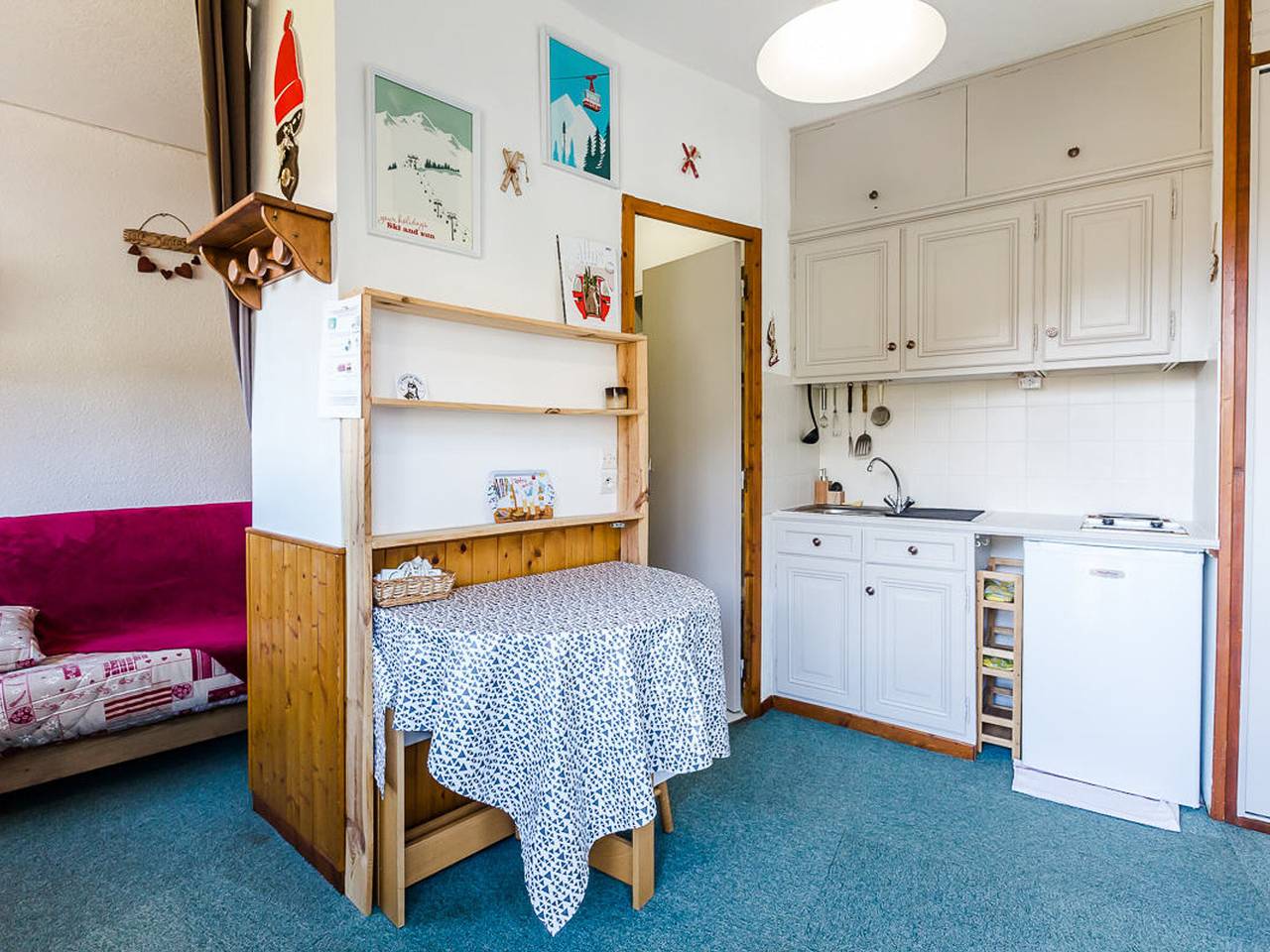 Estudio entero, **Estudio acogedor en Montchavin La Plagne, cerca de pistas y comercios, con terraza y todas las comodidades** in Bellentre, La Plagne-Tarentaise